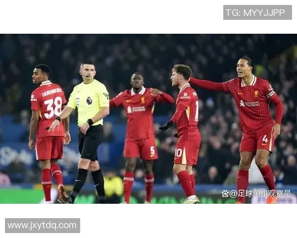 大牌足球明星红牌事件揭秘谁是背后的主角与真相 大牌足球明星红牌事件揭秘谁是背后的主角与真相