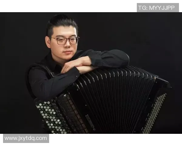 重庆二外篮球明星校友的辉煌历程与成就分享